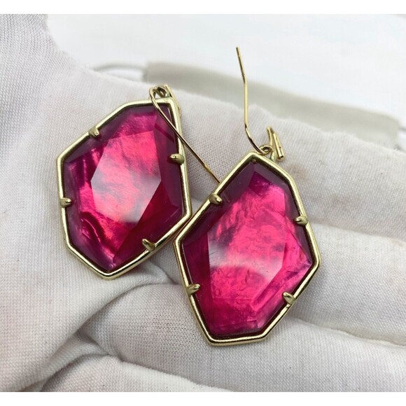 Kendra Scott Gold Dunn Drop Berry Illusion Earrings Red - Picture 2 of 13